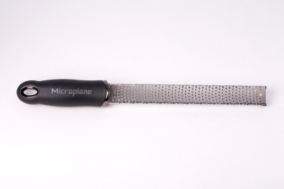 46020 Терка для цедры и сыра Microplane, цвет: черный